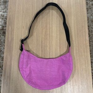 Medium Crescent Baggu Bag